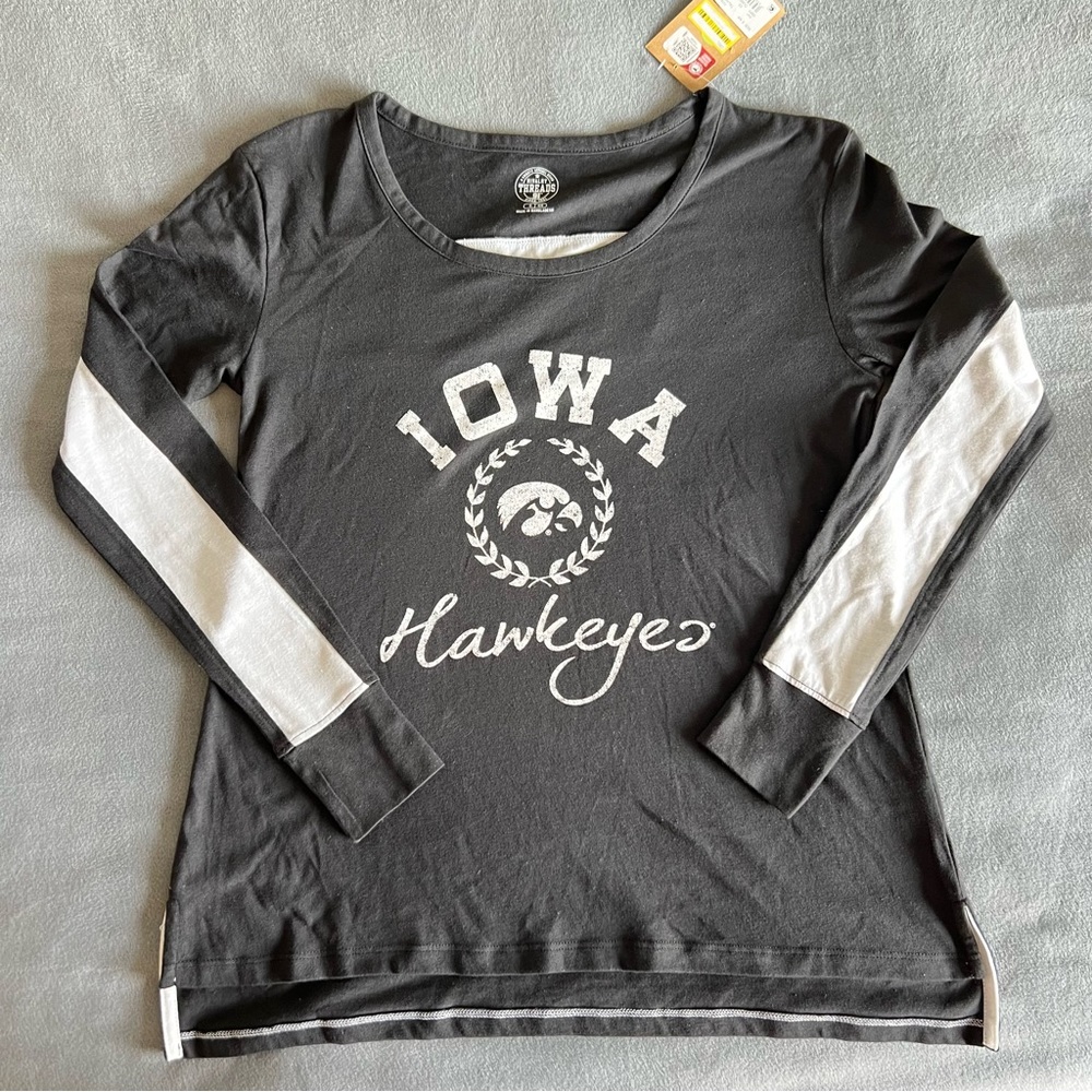NCAA Iowa Hawkeyes Women's Long Sleeve T-Shirt - S 4/6
